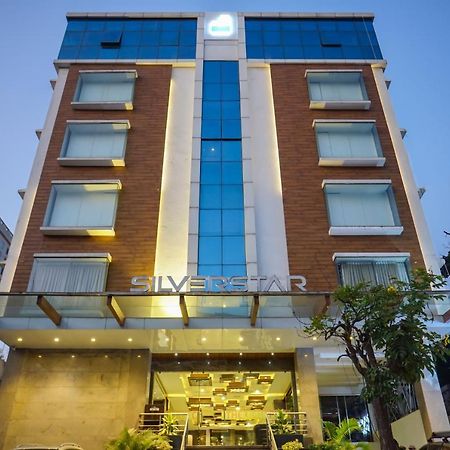 Myspace Hotels Silverstar Bangalore Exterior foto