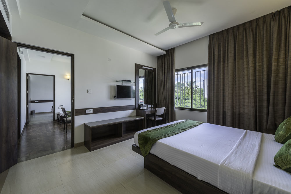Myspace Hotels Silverstar Bangalore Exterior foto
